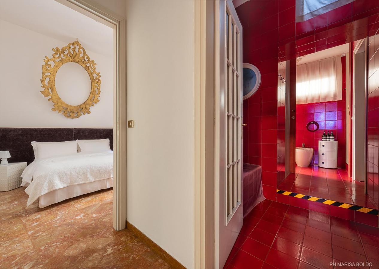 Billie'S Flat Red - Art & Design Apt In Verona Historic Centre Bagian luar foto